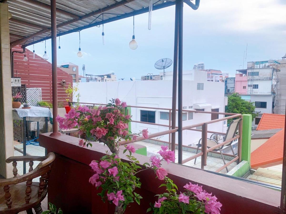 Ying Hostel Bangkok Buitenkant foto