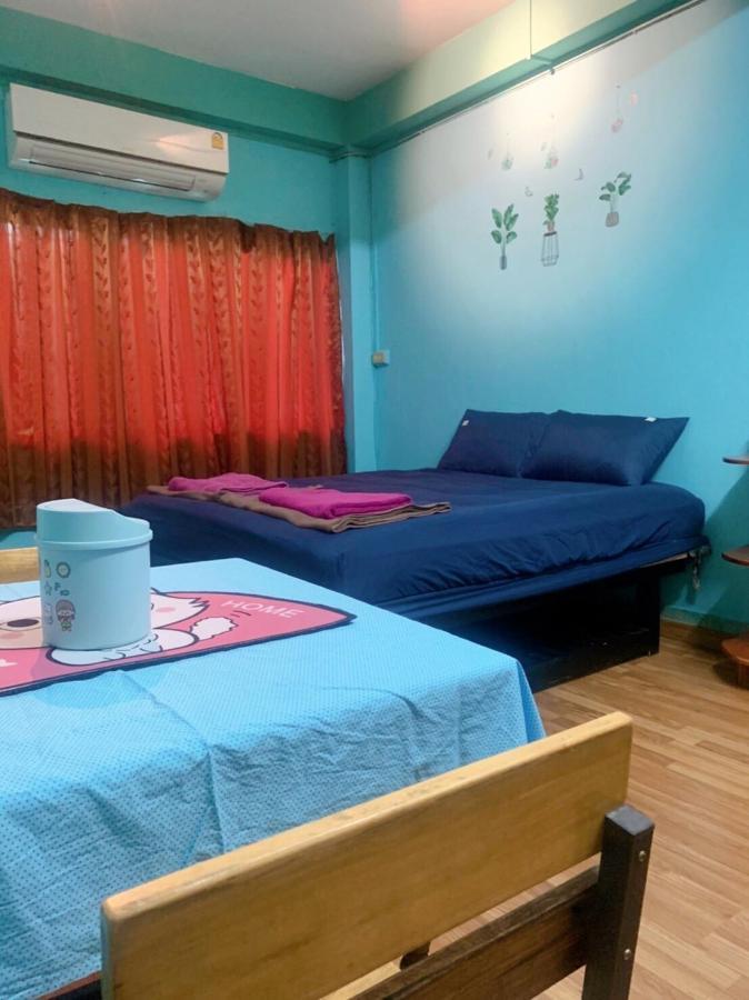 Ying Hostel Bangkok Buitenkant foto