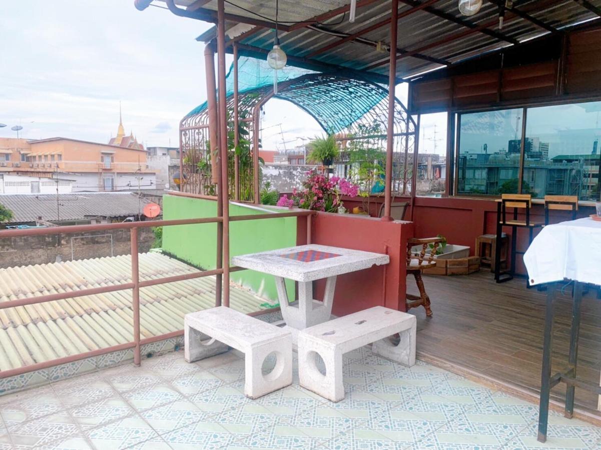 Ying Hostel Bangkok Buitenkant foto
