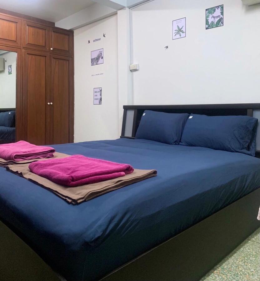 Ying Hostel Bangkok Buitenkant foto