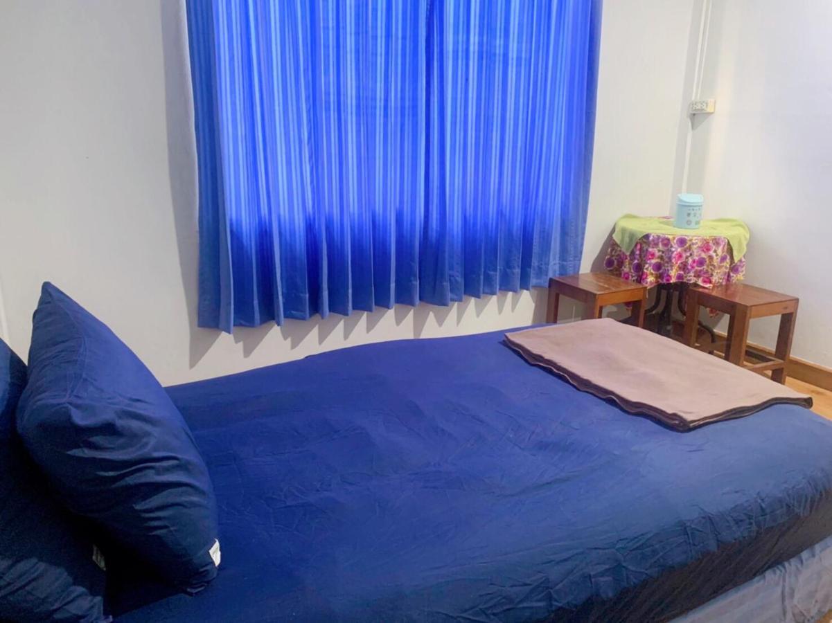 Ying Hostel Bangkok Buitenkant foto